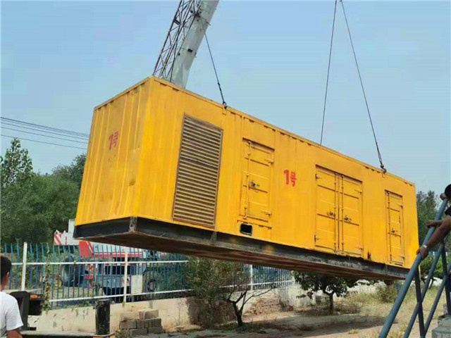 坡头镇300KW柴油发电机组油耗是多少?